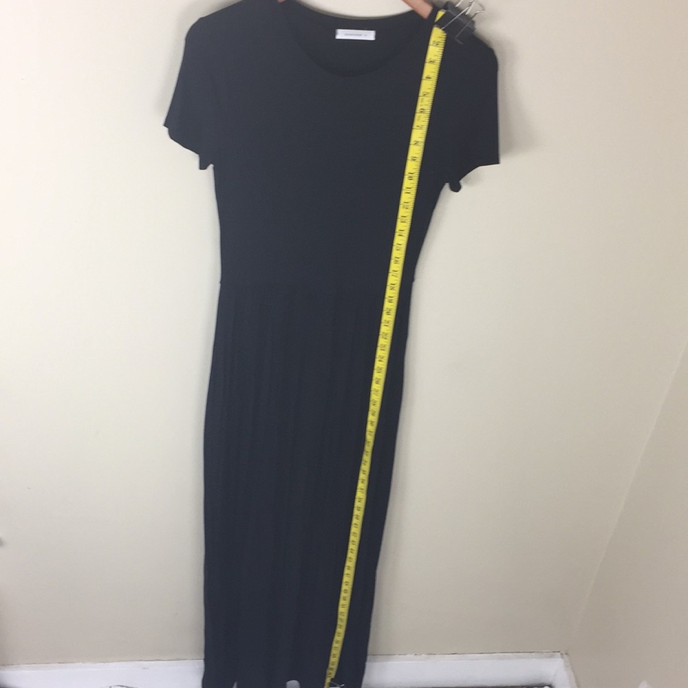 Short Sleeve Black Maxi Dress - Picture 4 of 6
